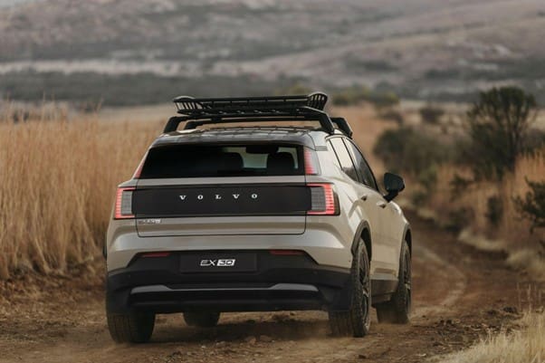 Volvo EX30 Cross Country