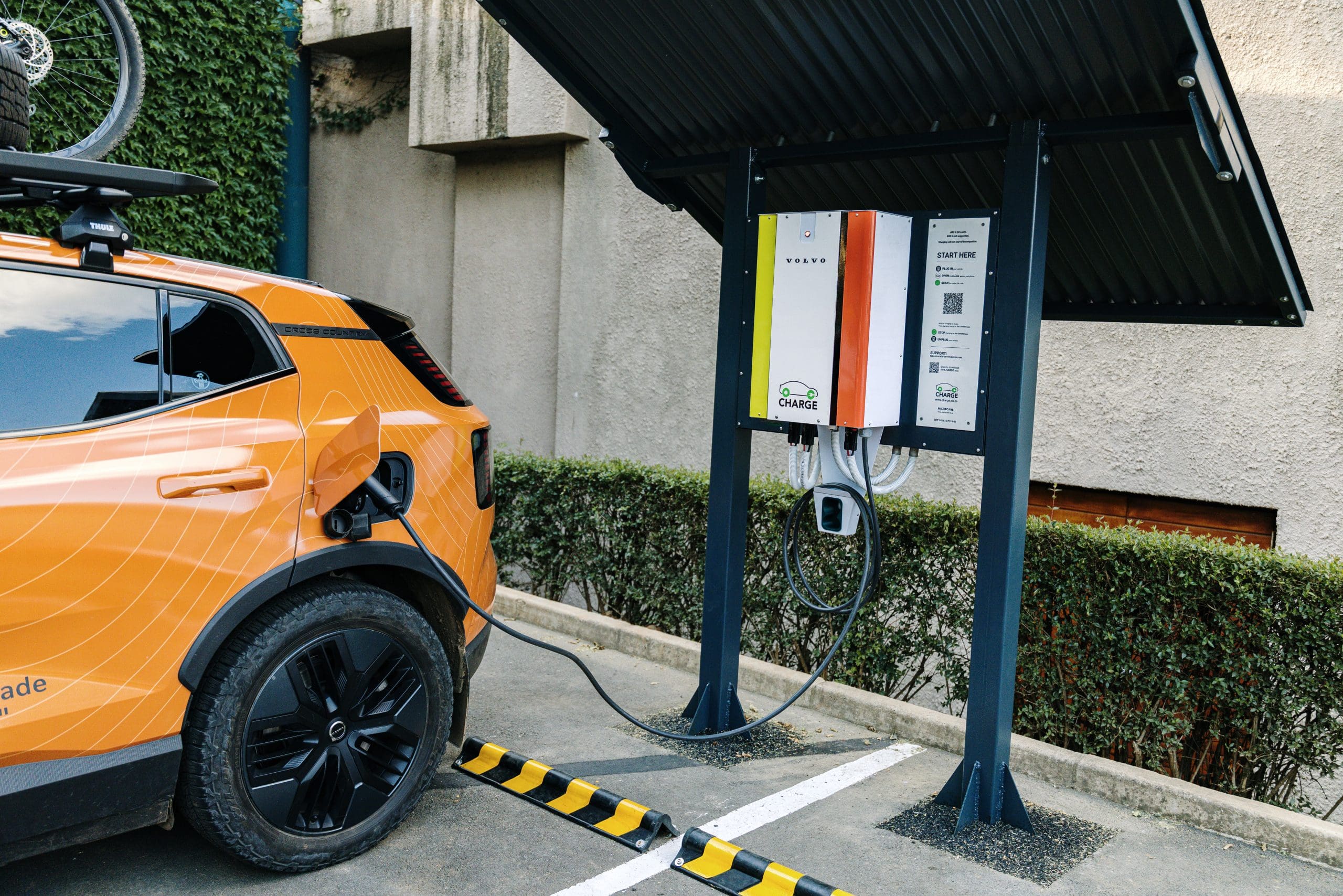 Volvo EX30 Cross Country becomes the first fully electric vehicle to conquer Sani Pass