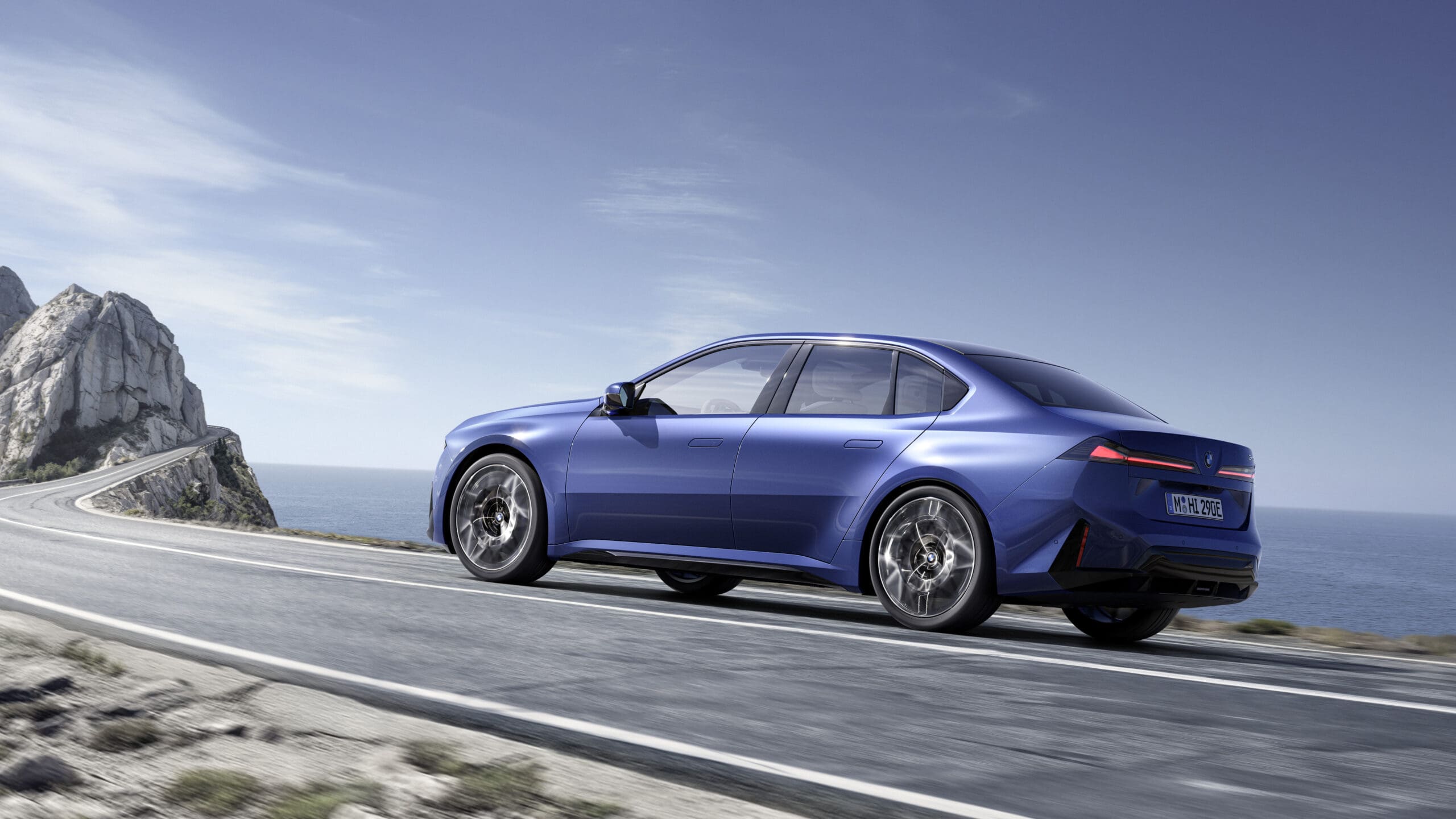 The new BMW i3 50 xDrive